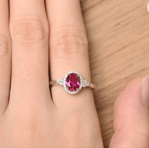 Elegant Oval Simulate Ruby Halo Wedding Ring Gorgeous 925 Silver Engagement Ring - Picture 6 of 7